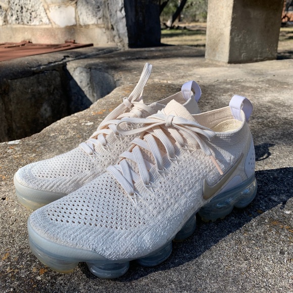 Nike Shoes - Nike VaporMax Flyknit 2.0 Light Cream US 7.5